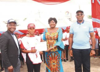 Total Group Takes Its 2017 Health Synergy HIV/Tuberculosis Awareness, Preventive Education Project To Anambra State Total Group Takes Its 2017 Health Synergy HIV/Tuberculosis Awareness, Preventive Education Project To Anambra State-marketingspace.com.ng