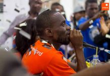 Nigerian Reads Aloud For Over 5 Days Straight, Bids For Guinness World Record Nigerian Reads Aloud For Over 5 Days Straight, Bids For Guinness World Record-marketingspace.com.ng