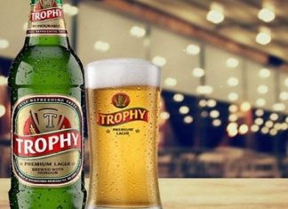 Trophy Lager Honours Alaafin With Carnival, Rewards More Consumers Trophy Lager Honours Alaafin With Carnival, Rewards More Consumers-marketingspace.com.ng
