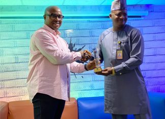 APCON Registrar Honoured At 02 Academy APCON Registrar Honoured At 02 Academy-marketingspace.com.ng