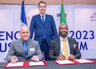 Raedial Farms Ltd Signs Multimillion Partnership With Compagnie Fruitere Raedial Farms Limited Signs Multimillion Partnership With Compagnie Fruitere-marketingspace.com.ng
