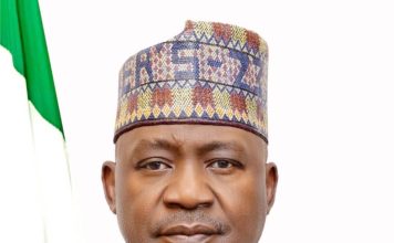 Minister of Defence Honoured with MediaConsortium Defence Policy and Innovative Visionary Award Minister of Defence Honoured with MediaConsortium Defence Policy and Innovative Visionary Award -marketingspace.com.ng